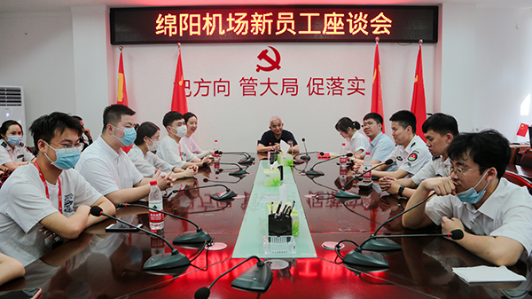 “助力鄉(xiāng)村振興，踐行艱苦奮斗” 將新員工黨性教育活動搬到對口幫扶村4.jpg